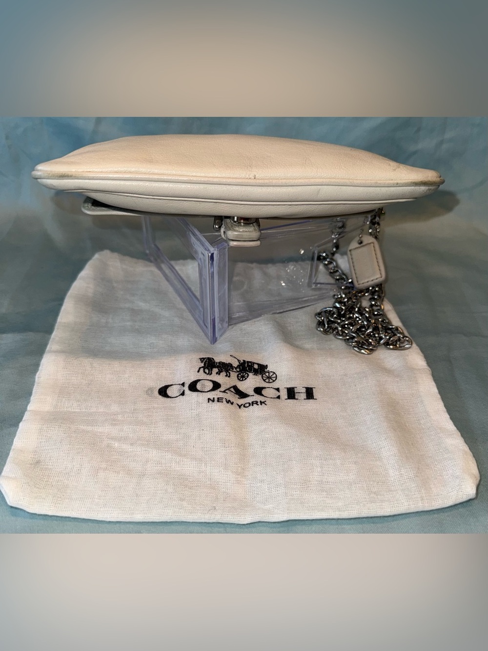 Coach Cream Wristlet Clutch With Dyst Bag - Picture 6 of 11
